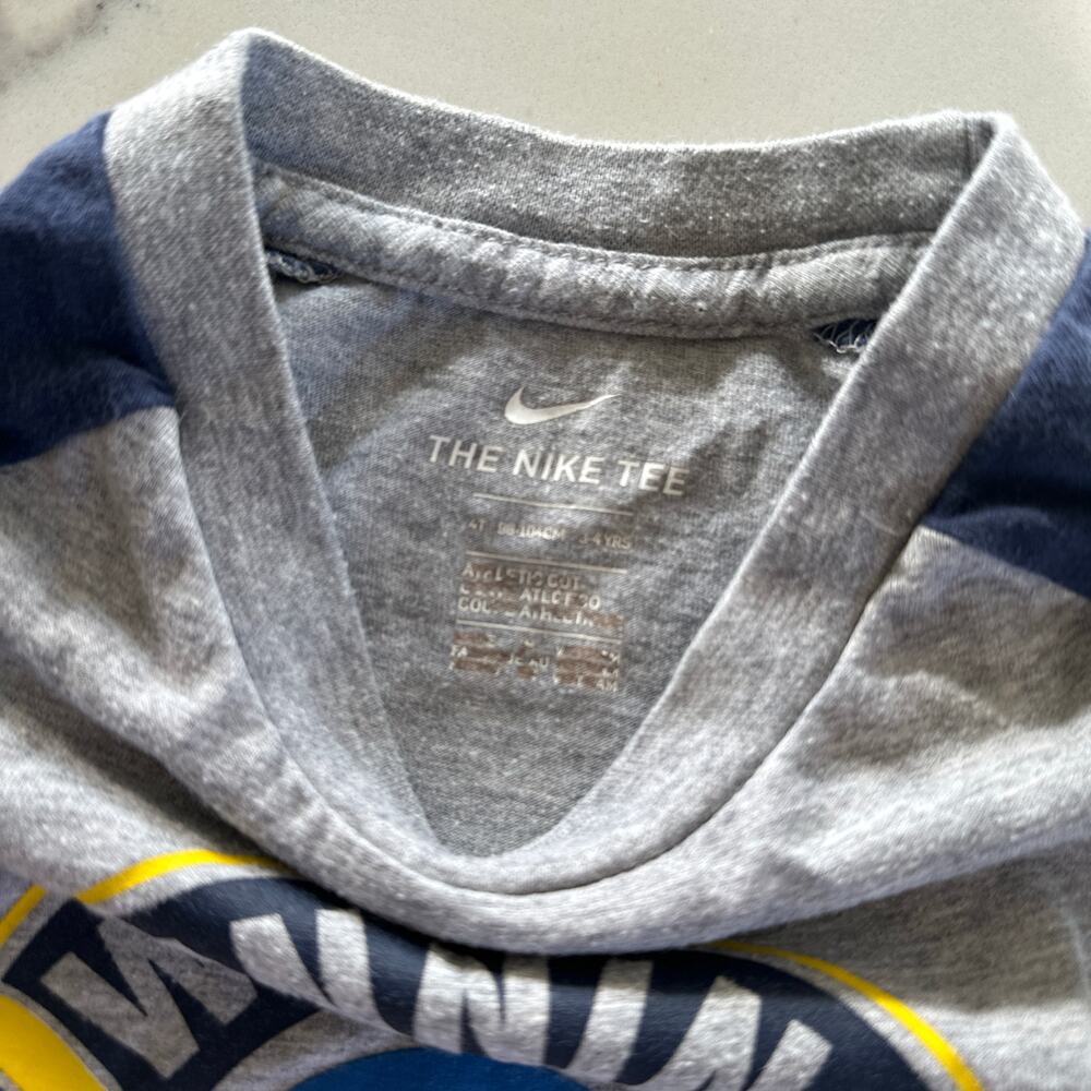 Nike tee - Picture 2 of 3